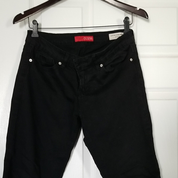 GUESS Women's Jet Black Skinny Jeans - Picture 4 of 7